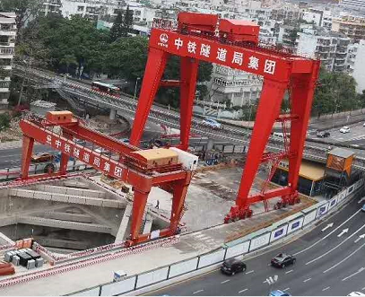 中鐵隧道局貴州西站出渣